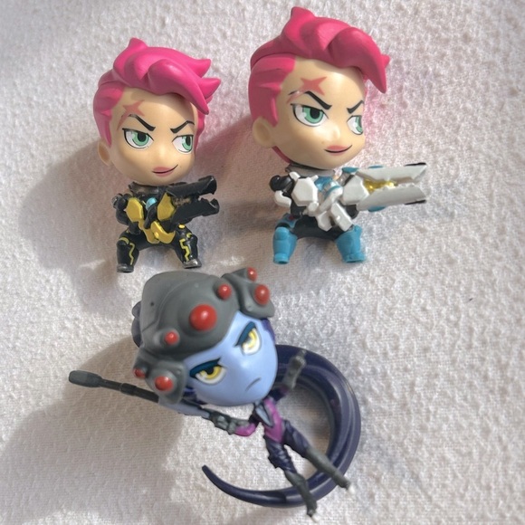 6 Cute But Deadly CBD Overwatch Series 2, 3, 5 Blind Box Vinyl Figures - Picture 2 of 5